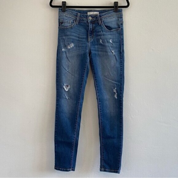 KanCan Slim Distressed Jeans Womens 27 Blue Medium Wash Skinny 5 Pocket Zip Fly - Picture 1 of 9